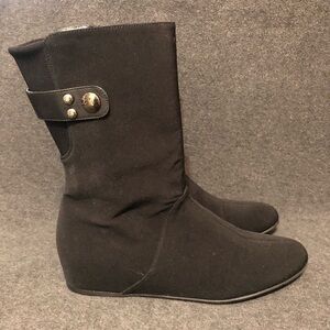 Stuart Weitzman Downpour Waterproof Boots Size 7.5 GoreTex Wedge Black